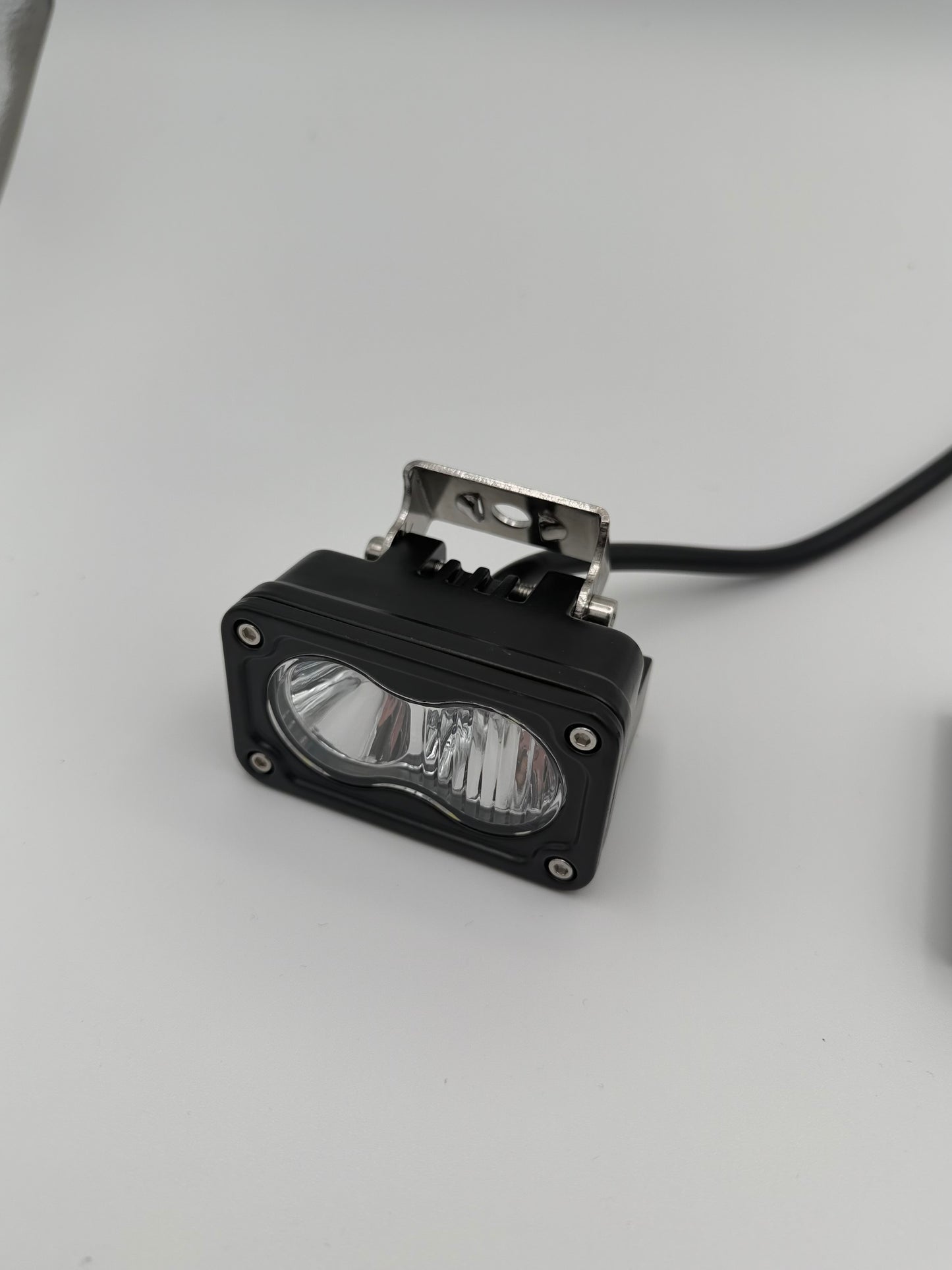 Battery powered Baja light